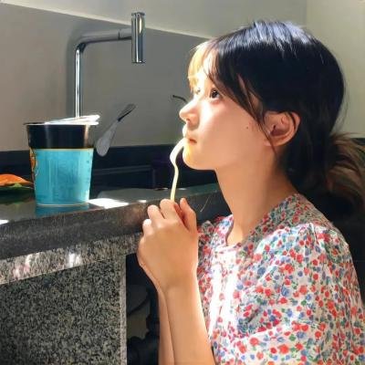 盲少爷的小女仆2023